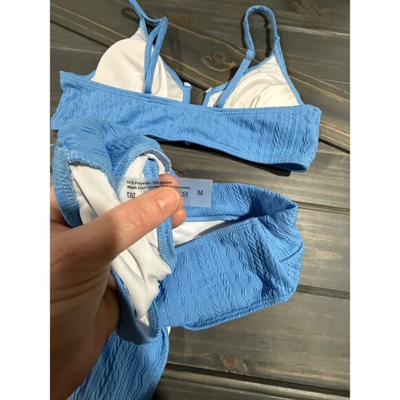 Blue Textured Two-Piece Bikini Set With Adjustable Straps Medium Coverage Bottom - Picture 3 of 4